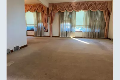 8414 Crawford Avenue, Skokie, IL 60076 - Photo 8