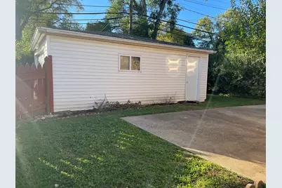 8414 Crawford Avenue, Skokie, IL 60076 - Photo 16