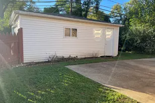 8414 Crawford Ave, Skokie, IL 60076 - Photo 16