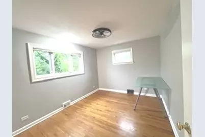 556 N Barton Avenue #2, Evanston, IL 60202 - Photo 8