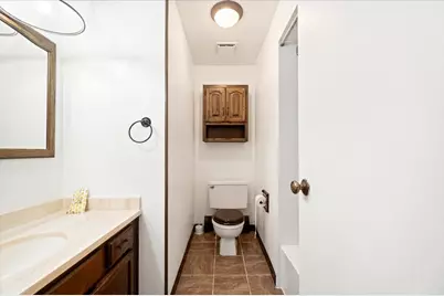 922 W Irving Park Road #303, Bensenville, IL 60106 - Photo 20