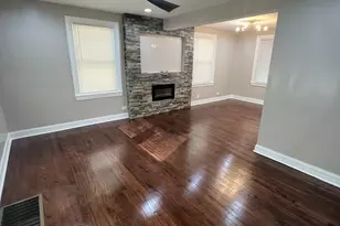 8521 S St Lawrence Ave, Chicago, IL 60619 - Photo 14