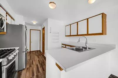 55 King Drive, Streamwood, IL 60107 - Photo 4