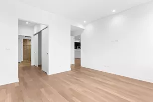 914 W Hubbard St, Chicago, IL 60642 - Photo 12