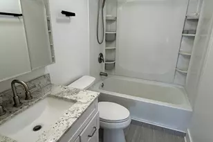 5415 N Sheridan Rd, Chicago, IL 60640 - Photo 10