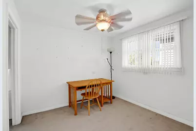 10922 S Avenue B, Chicago, IL 60617 - Photo 12