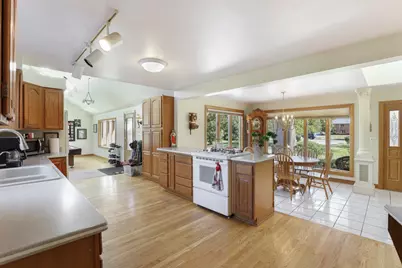 2N584 S Ardmore Avenue, Villa Park, IL 60181 - Photo 12