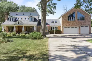 2N584 S Ardmore Ave, Villa Park, IL 60181 - Photo 12