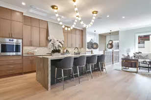 1633 W Balmoral Ave, Chicago, IL 60640 - Photo 4