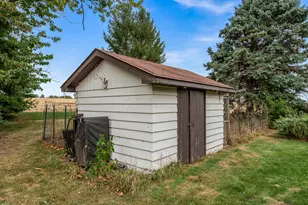 5553 Mulford Rd, Monroe Center, IL 61052 - Photo 6