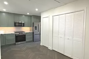 881 E Thacker St, Des Plaines, IL 60016 - Photo 8