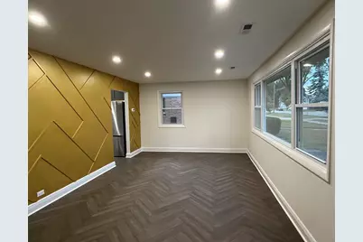 881 E Thacker Street, Des Plaines, IL 60016 - Photo 4