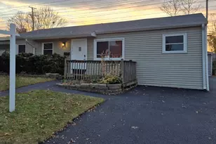 434 Montrose Dr, Romeoville, IL 60446 - Photo 1