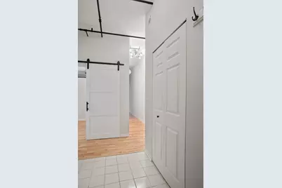 [Address not provided], Chicago, IL 60654 - Photo 12