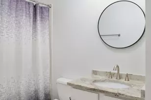 [Address not provided], Chicago, IL 60654 - Photo 14