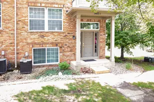 1457 Blackhawk Ct, Wood Dale, IL 60191 - Photo 6