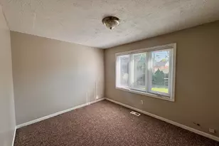 103 Highland St, Calumet City, IL 60409 - Photo 8