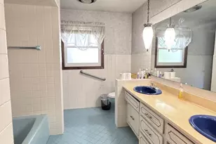 1671 Sheffer Road, Aurora, IL 60505 - Photo 14