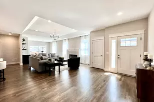 45 Steeple Bend Ln, Evergreen Park, IL 60805 - Photo 2