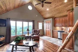 2287 W Hanover Rd, Hanover, IL 61041 - Photo 22