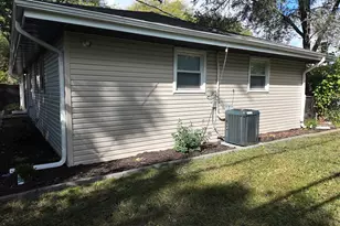 15115 Meadow Ln, Dolton, IL 60419 - Photo 14