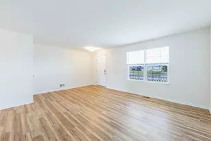 1019 Freeman St, Plano, IL 60545 - Photo 2