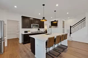 2539 Mallet Ct, Naperville, IL 60564 - Photo 4