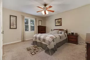 3 Kenfield Cir, Bloomington, IL 61704 - Photo 16
