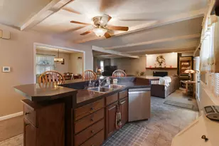 3 Kenfield Cir, Bloomington, IL 61704 - Photo 2