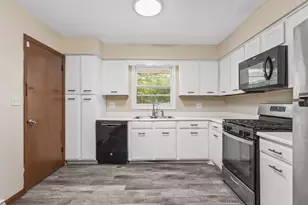 229 Flintridge Dr, Rockford, IL 61107 - Photo 20