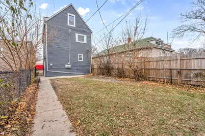 9219 S Greenwood Avenue, Chicago, IL 60619 - Photo 14