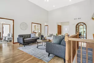 1075 Suffolk Ct, Gurnee, IL 60031 - Photo 14