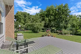 1075 Suffolk Ct, Gurnee, IL 60031 - Photo 42