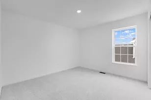 167 Henderson St, Oswego, IL 60543 - Photo 8