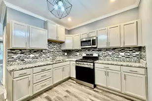 7823 S Morgan St, Chicago, IL 60620 - Photo 4