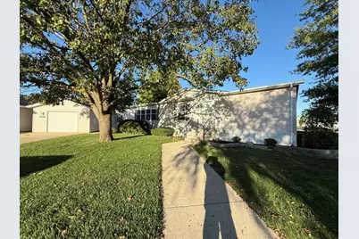 1007 Woodlawn Drive, Manteno, IL 60950 - Photo 1