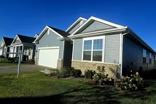 2273 Elderberry Ct, Wonder Lake, IL 60097 - Photo 2