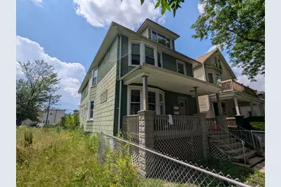 10734 S Prairie Avenue, Chicago, IL 60628 - Photo 2