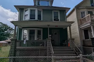 10734 S Prairie Ave, Chicago, IL 60628 - Photo 1