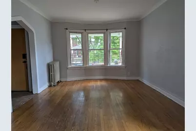 10734 S Prairie Avenue, Chicago, IL 60628 - Photo 6