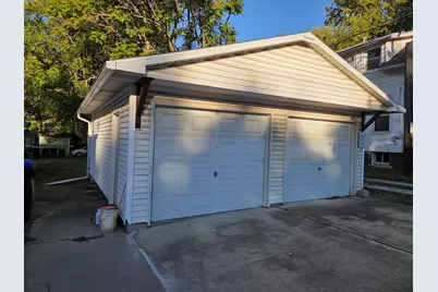 712 E Monroe Street, Bloomington, IL 61701 - Photo 32