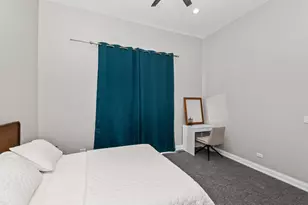 2421 W Warren Blvd, Chicago, IL 60612 - Photo 10