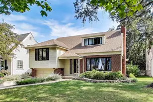 3905 Lawn Ave, Western Springs, IL 60558 - Photo 2