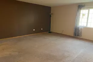 801 N McLean Blvd, Elgin, IL 60123 - Photo 6