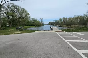 13305 S Ave L, Chicago, IL 60633 - Photo 14