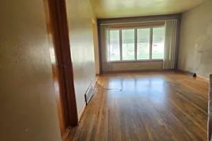 13305 S Ave L, Chicago, IL 60633 - Photo 2