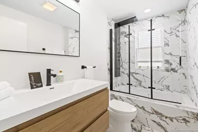 7440 S Oglesby Avenue, Chicago, IL 60649 - Photo 14