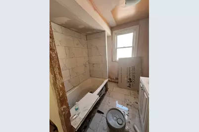 8150 S Oglesby Avenue, Chicago, IL 60617 - Photo 6