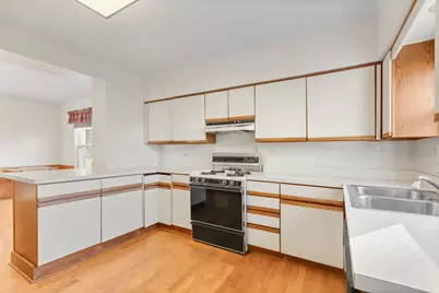 239 Sheridan Avenue, Highwood, IL 60040 - Photo 10