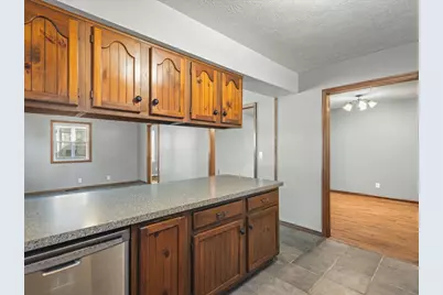 2910 19th Avenue, Rockford, IL 61108 - Photo 12